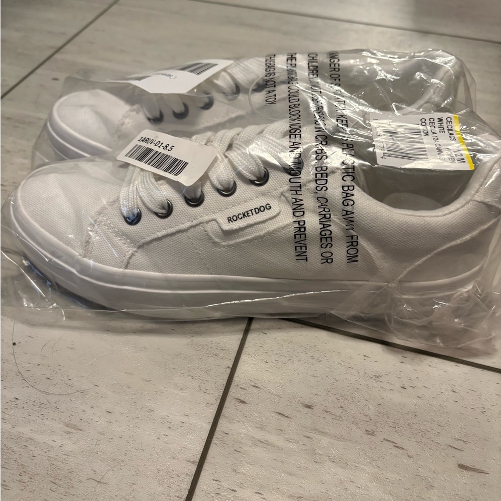 Rocket Dog Cecilia Logo Lace Up White Canvas Low Top Sneakers womens 8.5